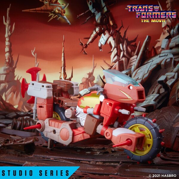 Transformers Generations Studio Series Wreck Gar Official Images  (6 of 6)
